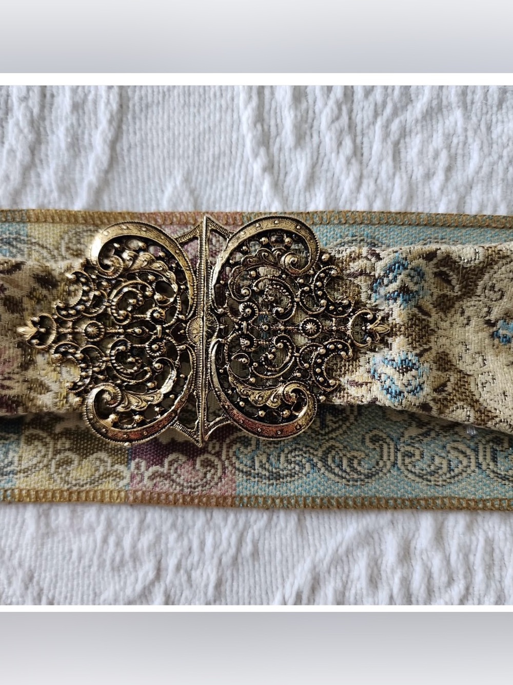 Vintage Christian Dior belt, 30”
